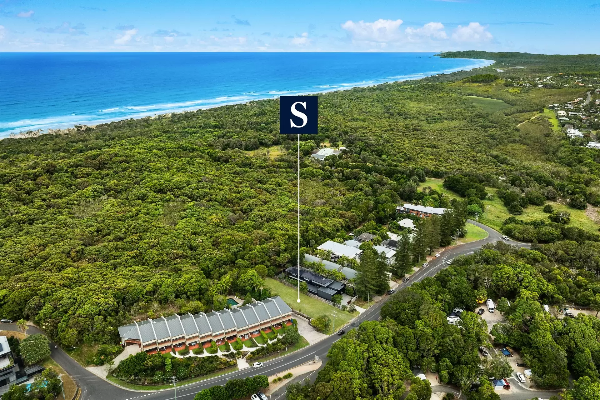 128 Lighthouse Road, Byron Bay Sold by Byron Bay Sotheby's International Realty - image 1