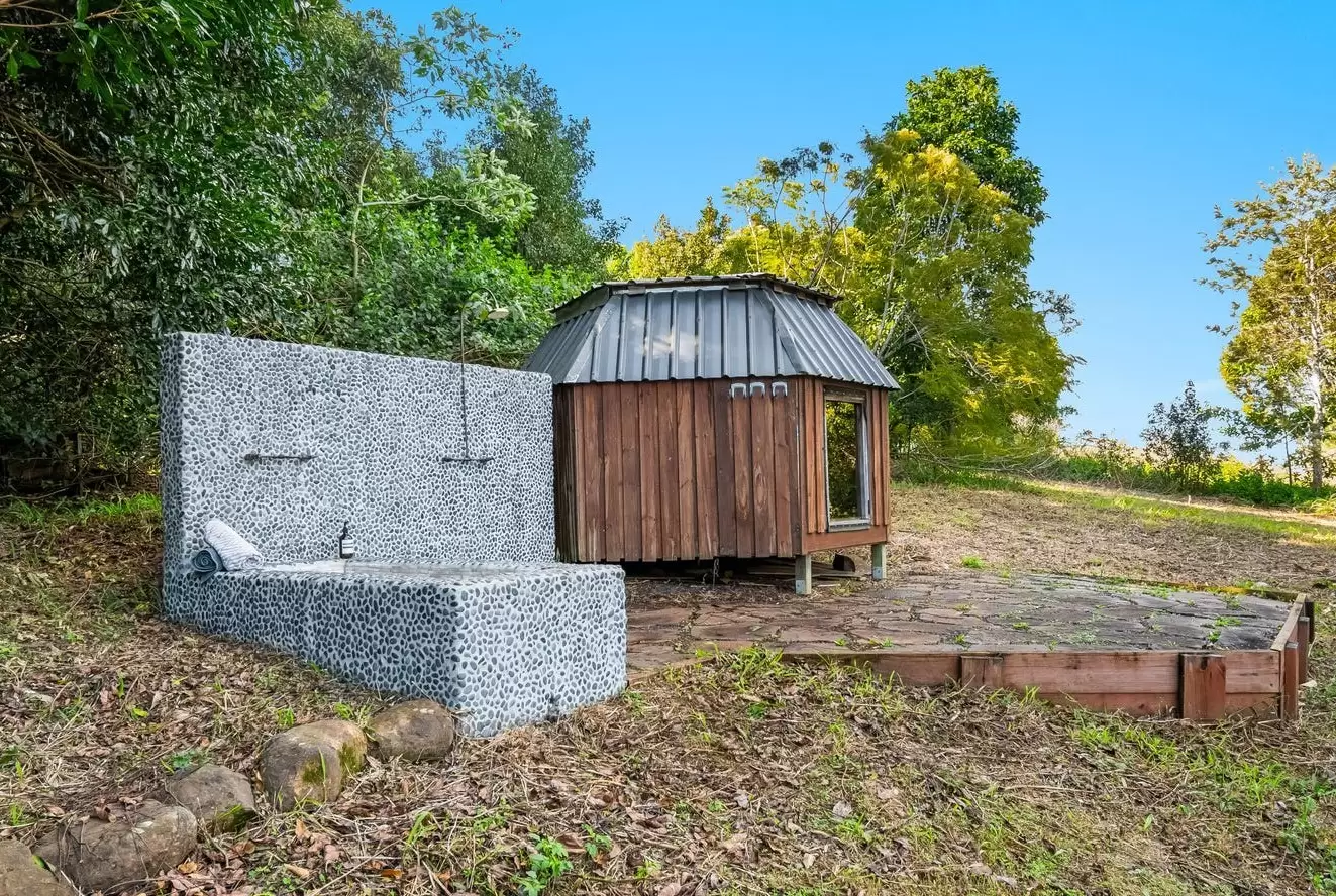 271 Goremans Road, Eureka Sold by Byron Bay Sotheby's International Realty - image 1