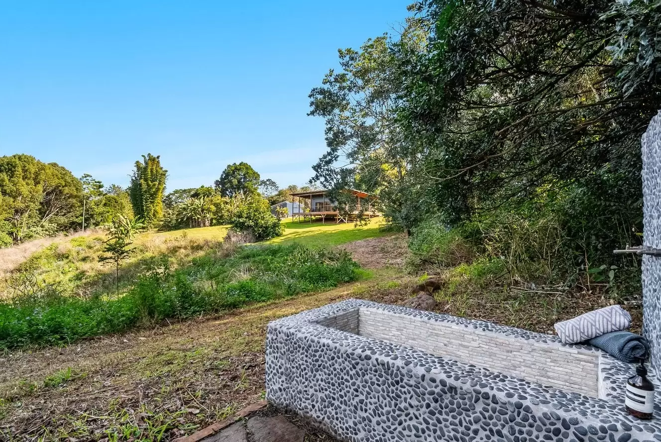 271 Goremans Road, Eureka Sold by Byron Bay Sotheby's International Realty - image 1