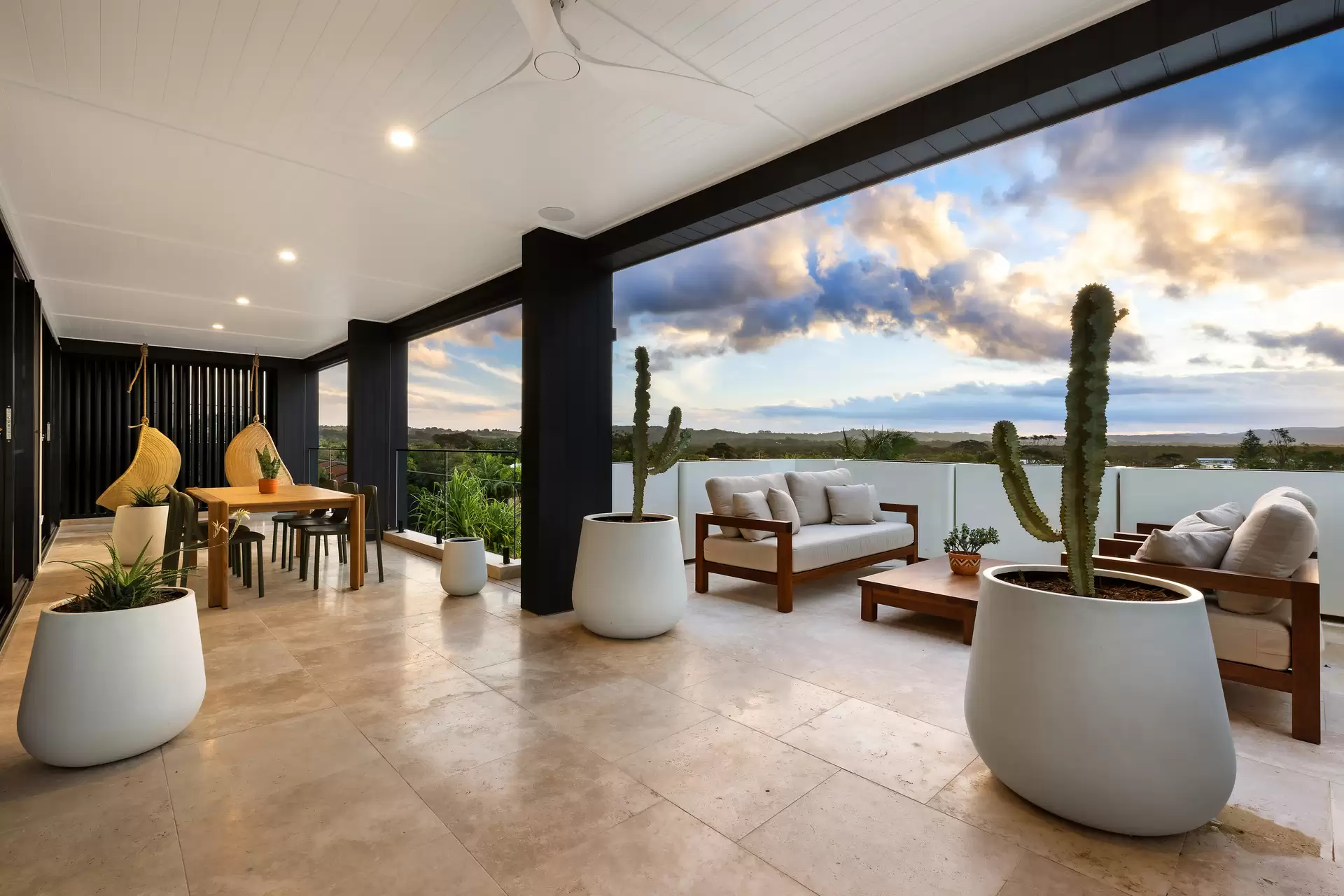 35 Ruskin Lane, Byron Bay Sold by Byron Bay Sotheby's International Realty - image 1