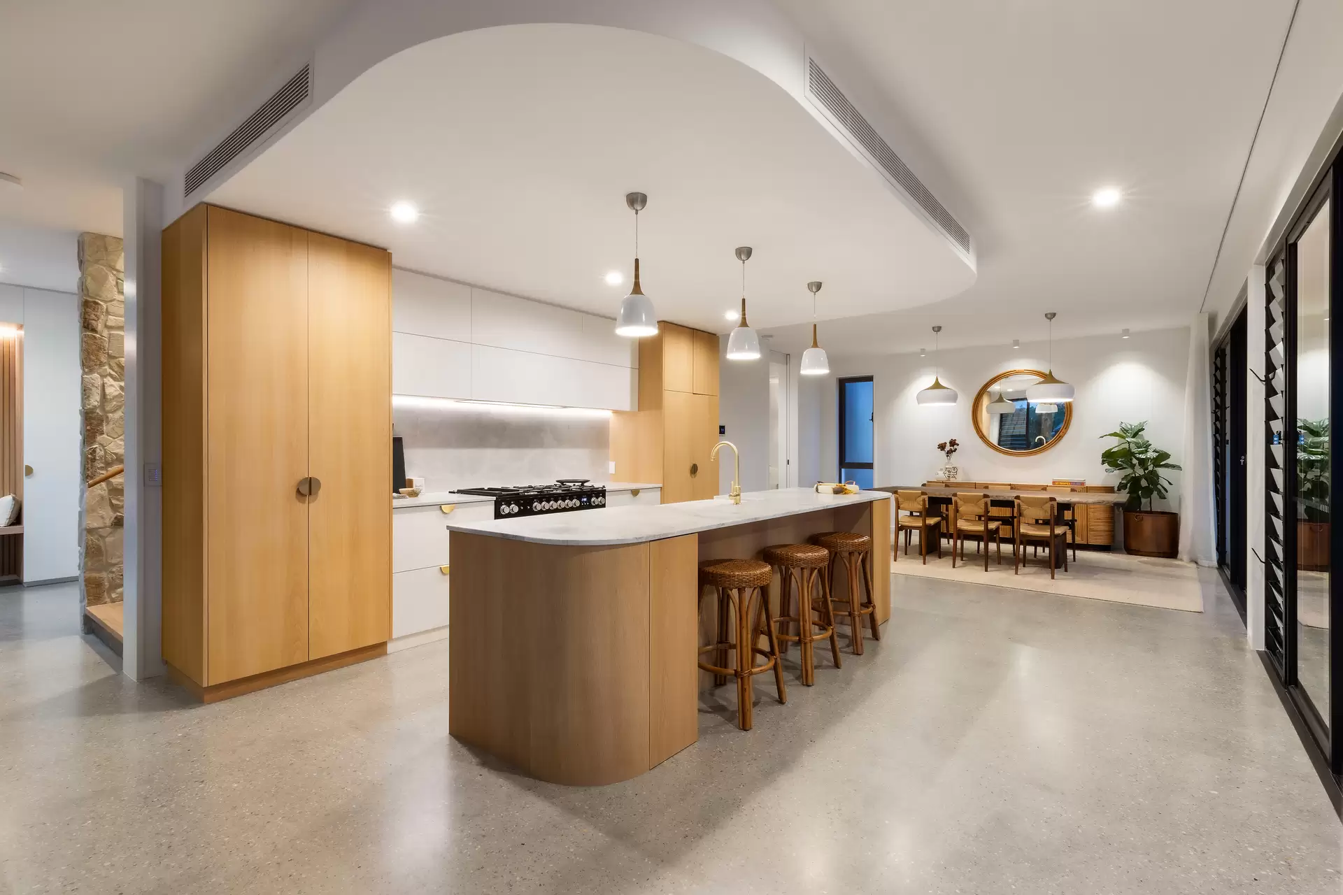 35 Ruskin Lane, Byron Bay Sold by Byron Bay Sotheby's International Realty - image 1