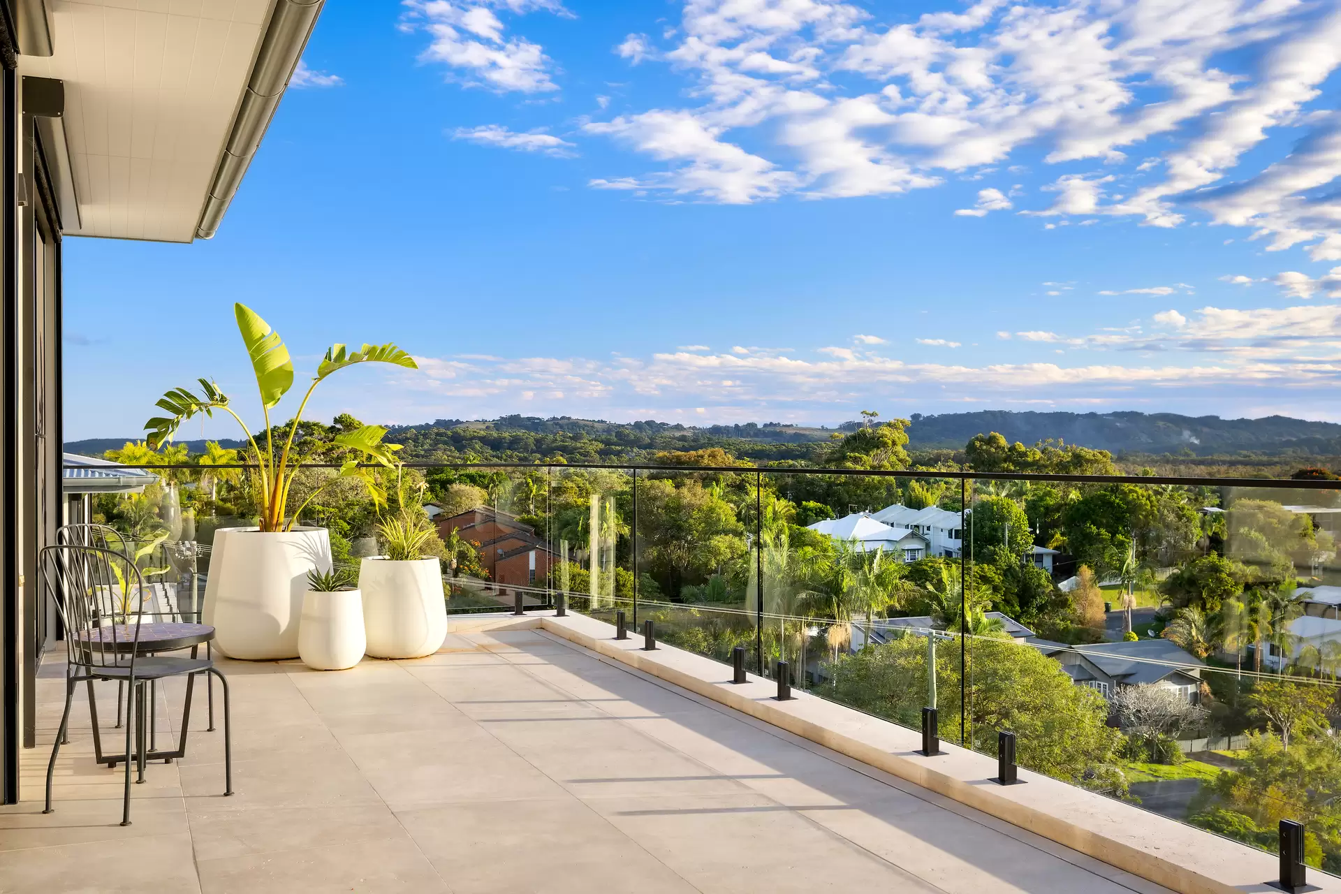 35 Ruskin Lane, Byron Bay Sold by Byron Bay Sotheby's International Realty - image 1