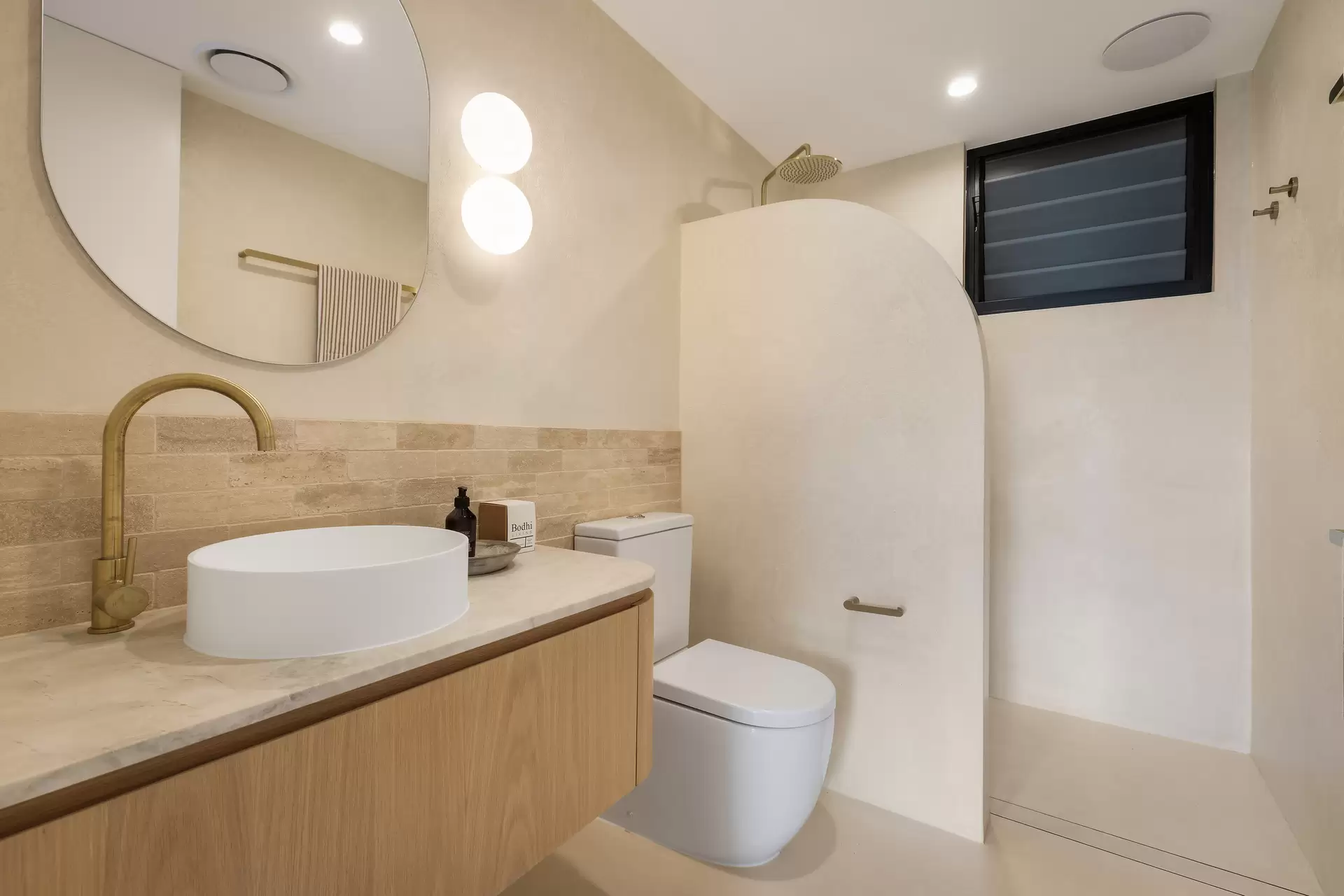 35 Ruskin Lane, Byron Bay Sold by Byron Bay Sotheby's International Realty - image 1