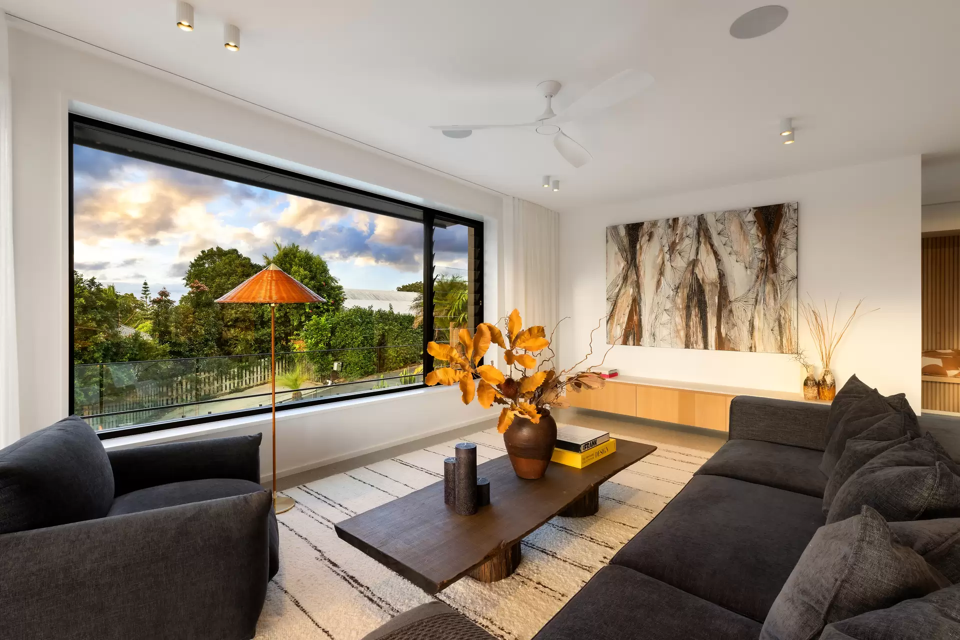 35 Ruskin Lane, Byron Bay Sold by Byron Bay Sotheby's International Realty - image 1