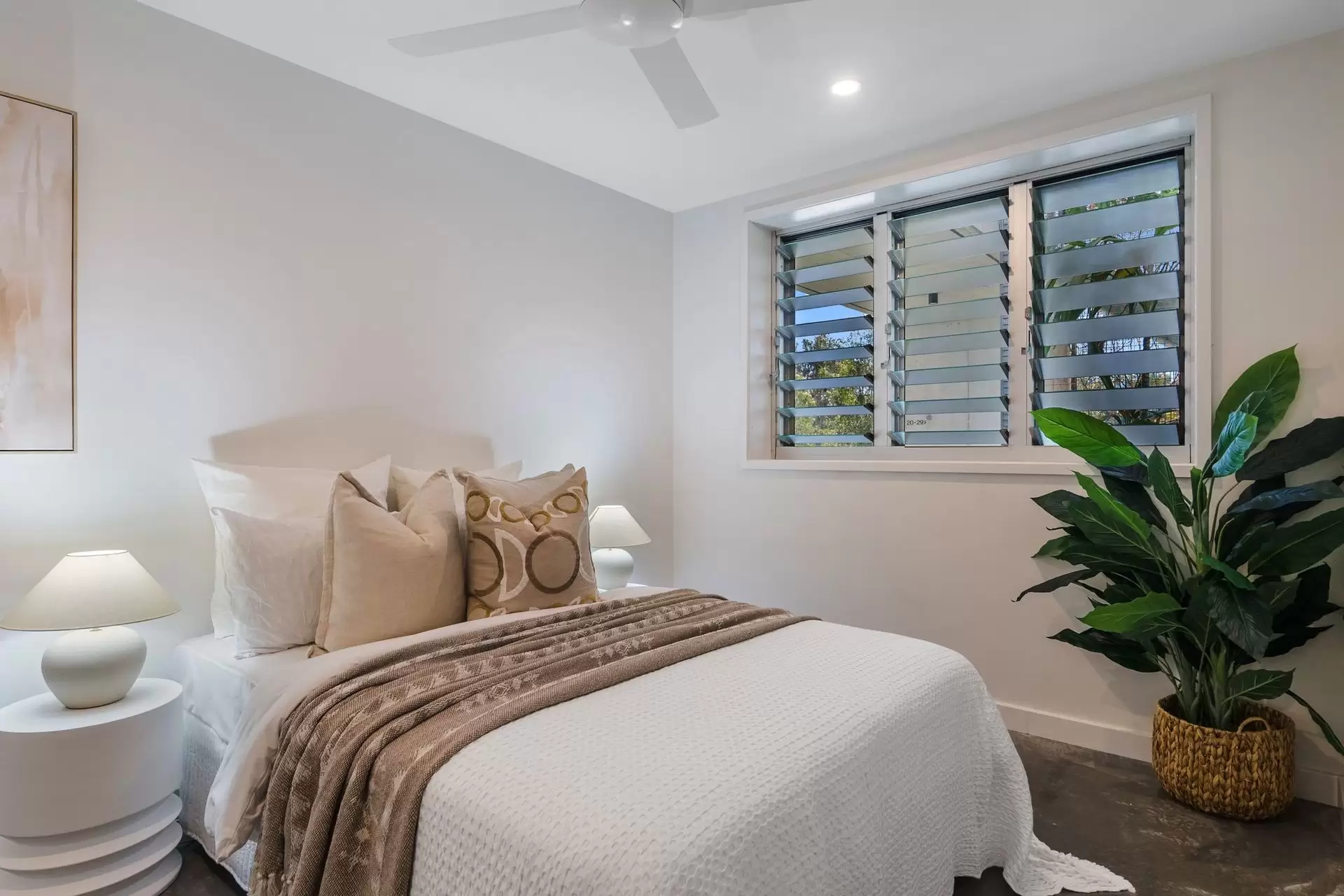 30/9 Easy Street, Byron Bay Sold by Byron Bay Sotheby's International Realty - image 1