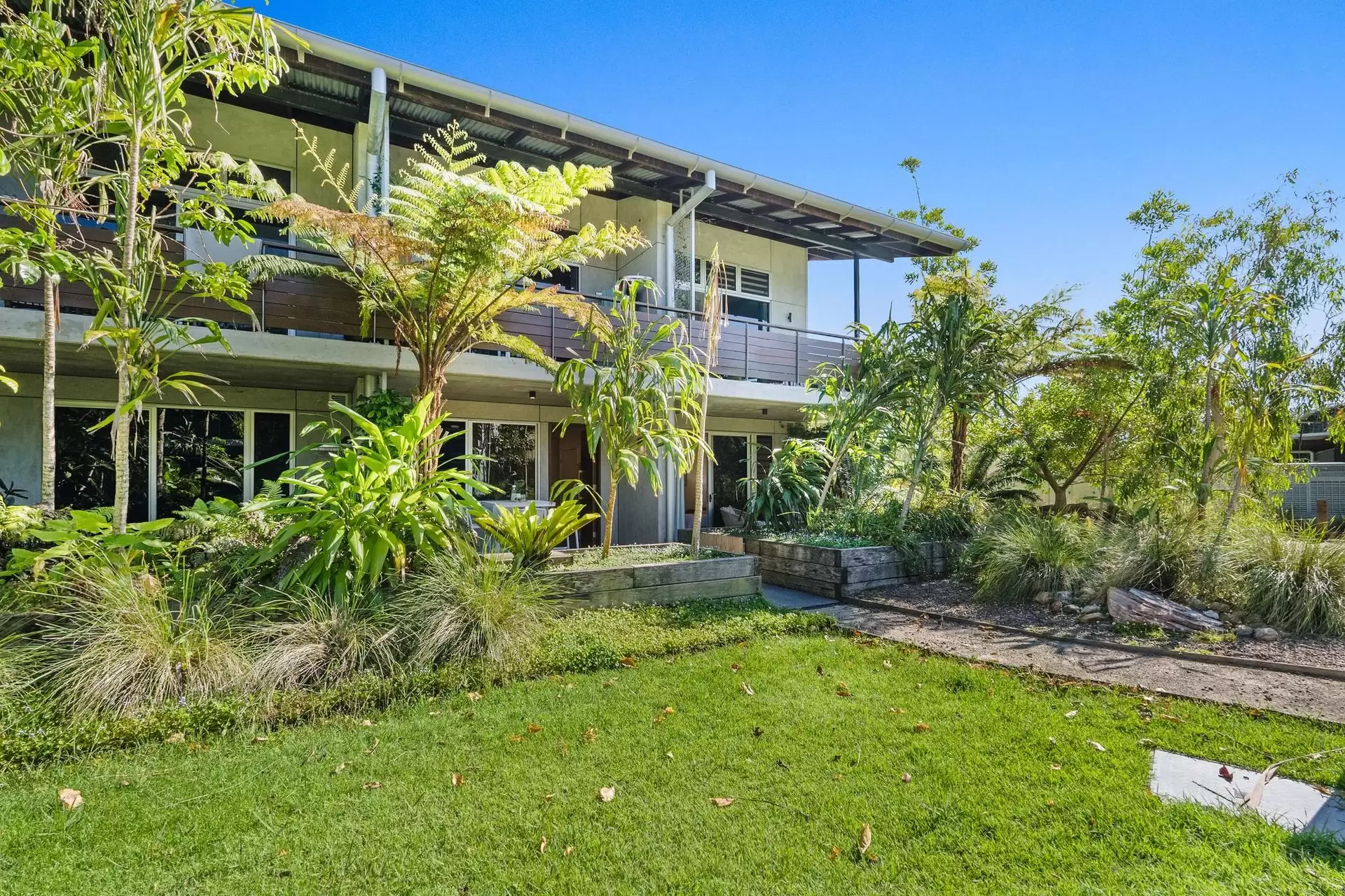 30/9 Easy Street, Byron Bay Sold by Byron Bay Sotheby's International Realty - image 1