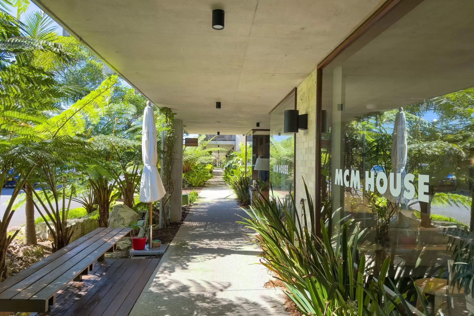 30/9 Easy Street, Byron Bay Sold by Byron Bay Sotheby's International Realty - image 1